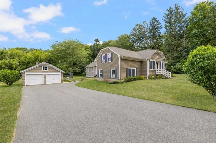 Nearby Listing Image