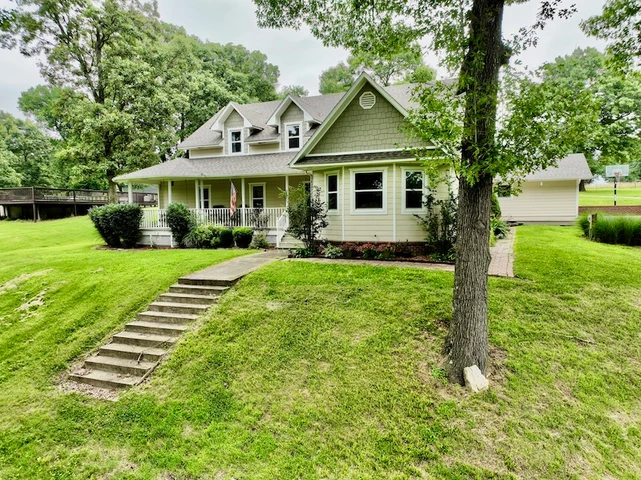 Nearby Listing Image