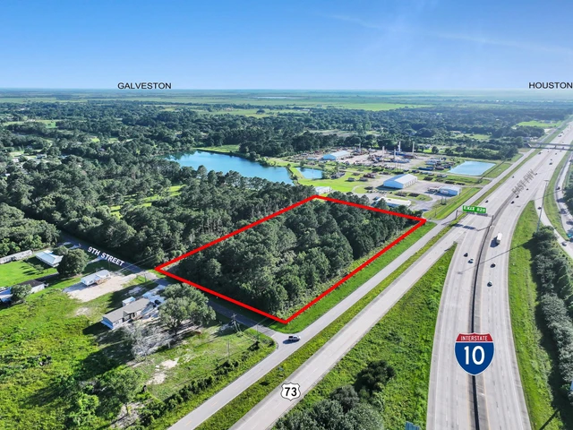 Nearby Listing Image