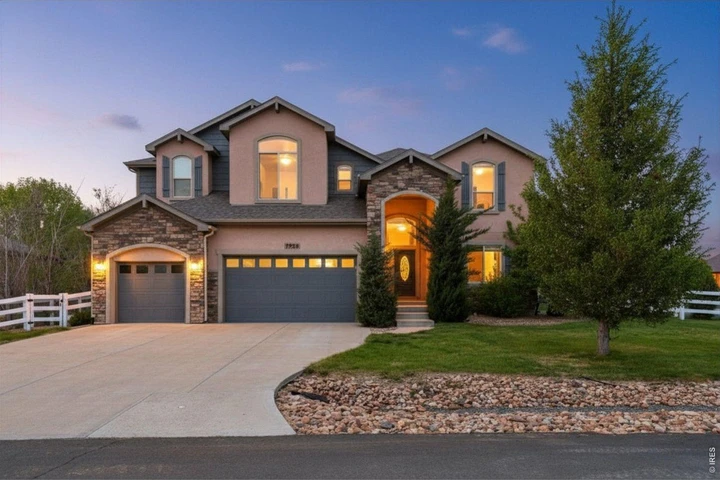 Nearby Listing Image
