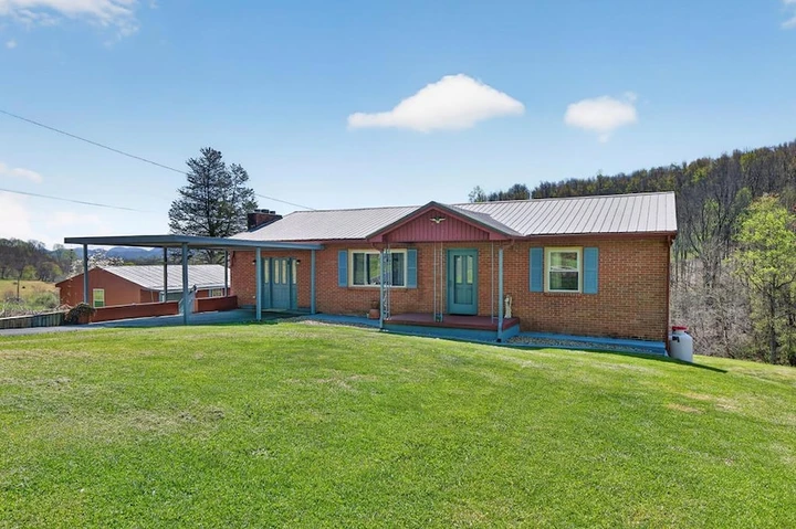 Nearby Listing Image