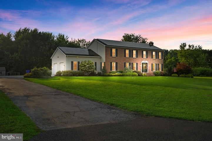 Nearby Listing Image