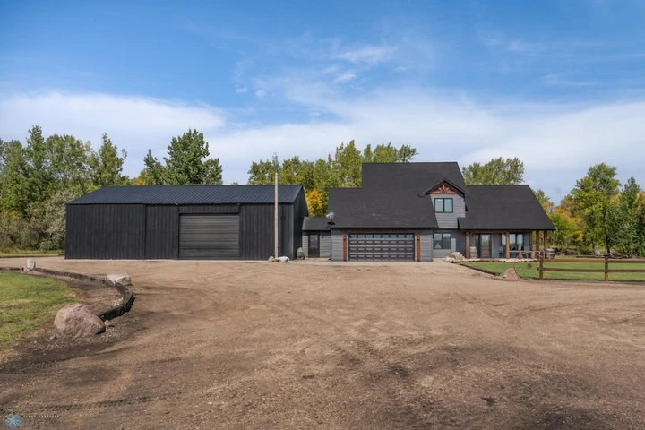 Nearby Listing Image