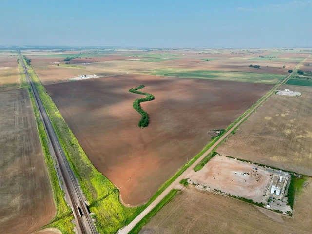 Nearby Listing Image