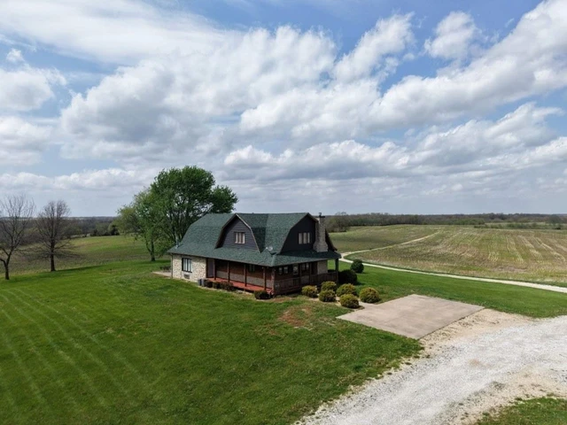 Nearby Listing Image