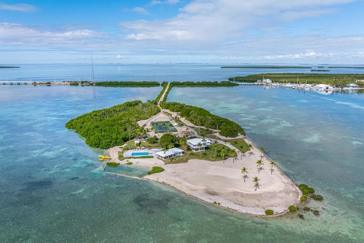 Nearby Listing Image