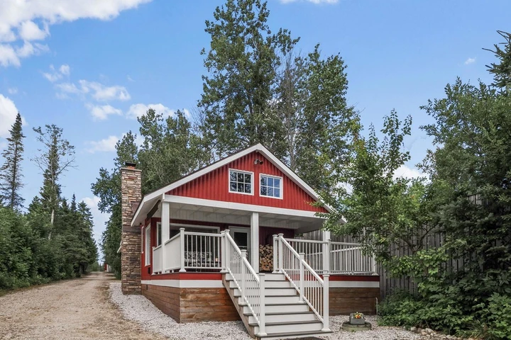 Nearby Listing Image