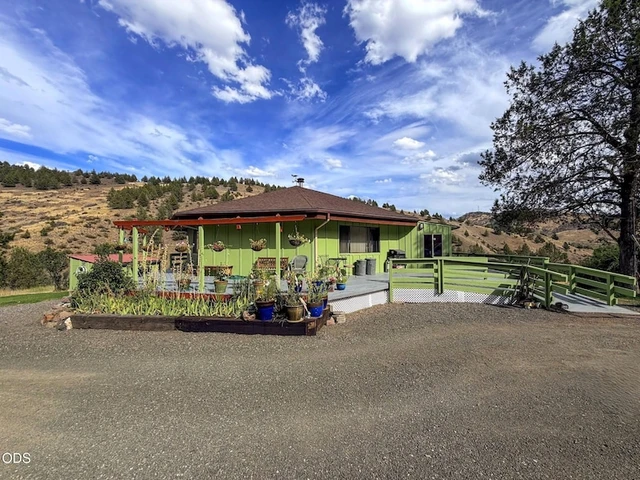 Nearby Listing Image