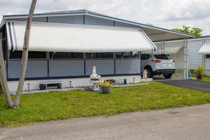 Nearby Listing Image