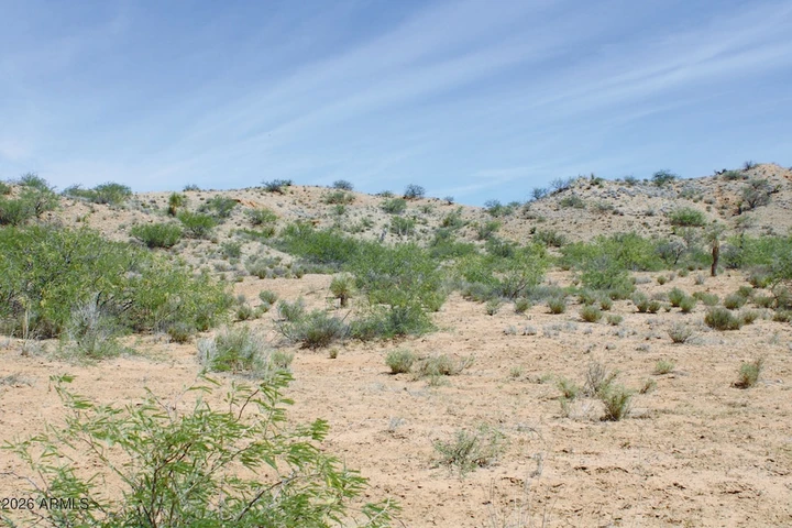 Nearby Listing Image