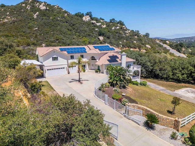 Nearby Listing Image