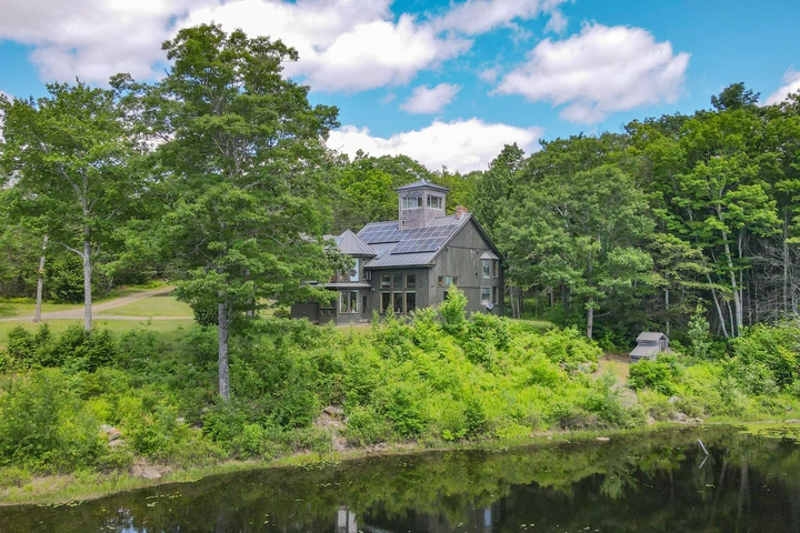 Nearby Listing Image