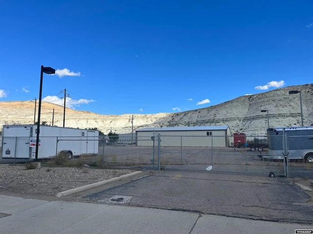 Nearby Listing Image