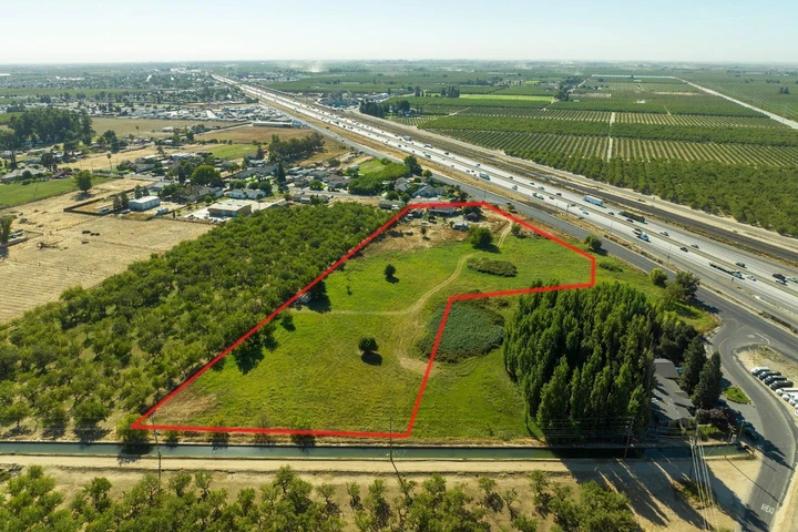 Main Listing Image