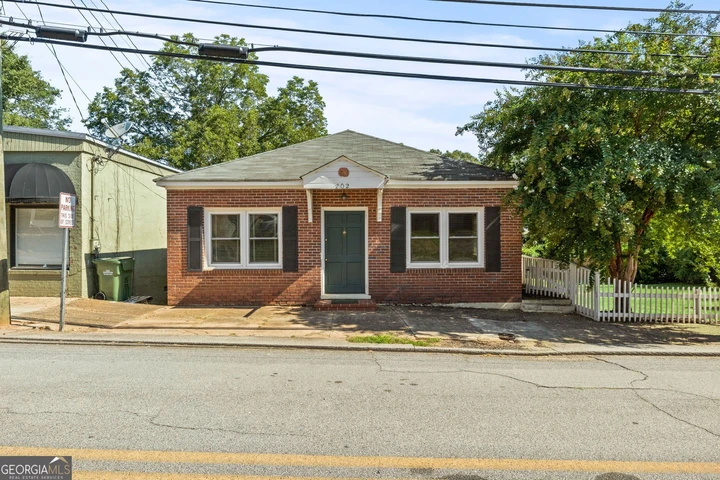 Main Listing Image