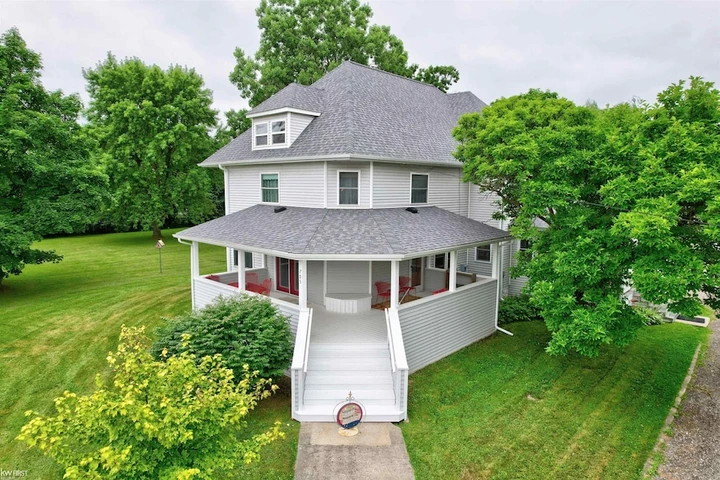 Main Listing Image