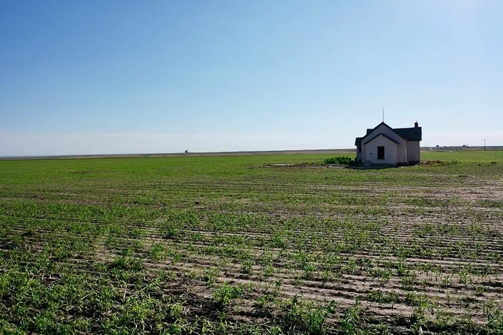 Main Listing Image