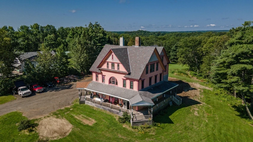 Main Listing Image