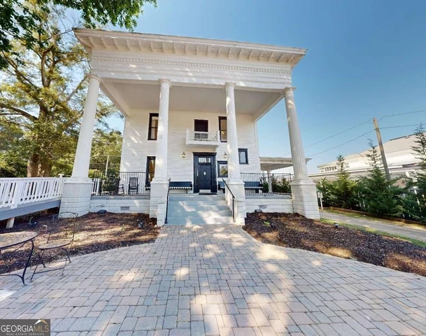 Main Listing Image