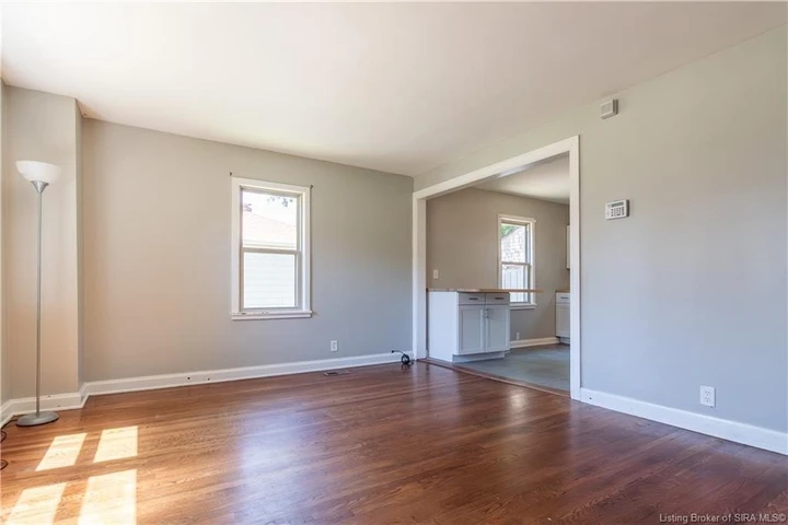 Main Listing Image