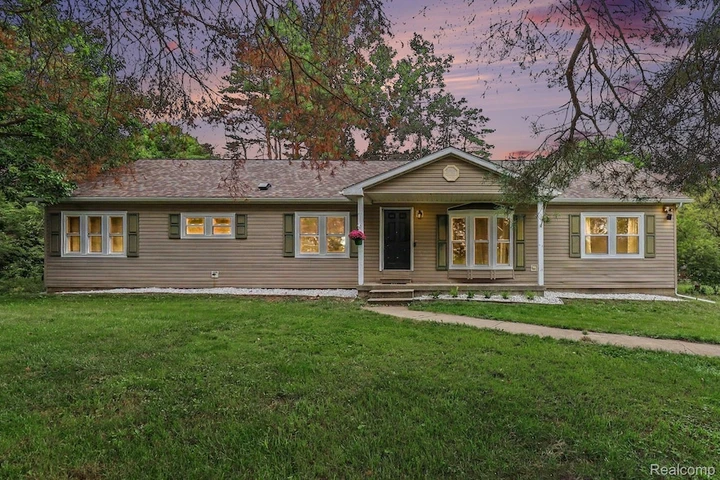 Main Listing Image