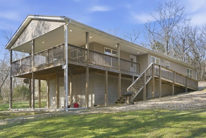 Main Listing Image