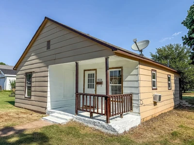 Main Listing Image