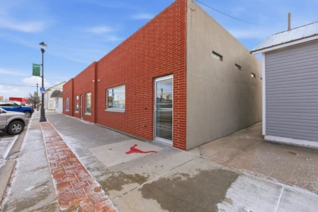 Main Listing Image