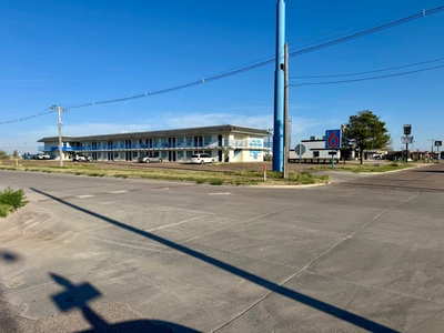 Main Listing Image