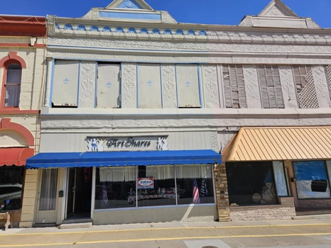 Main Listing Image
