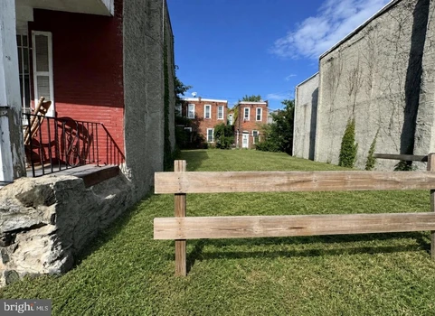 Main Listing Image