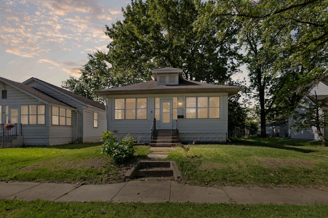 Main Listing Image
