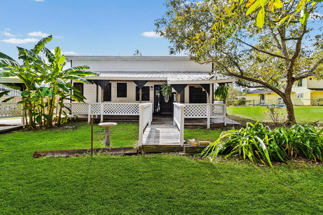 Main Listing Image
