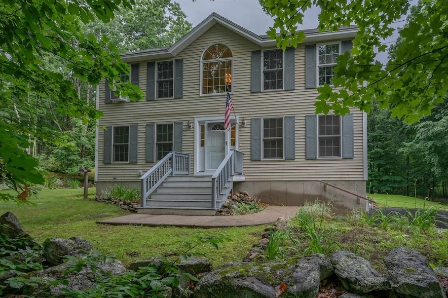 Main Listing Image